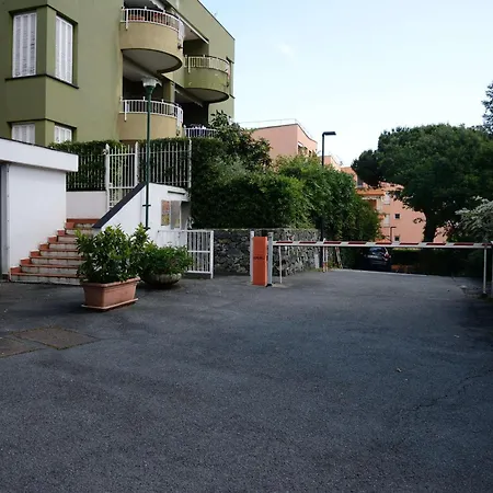 Terrazzasolemare Mimosa Apartment Varazze Exterior photo